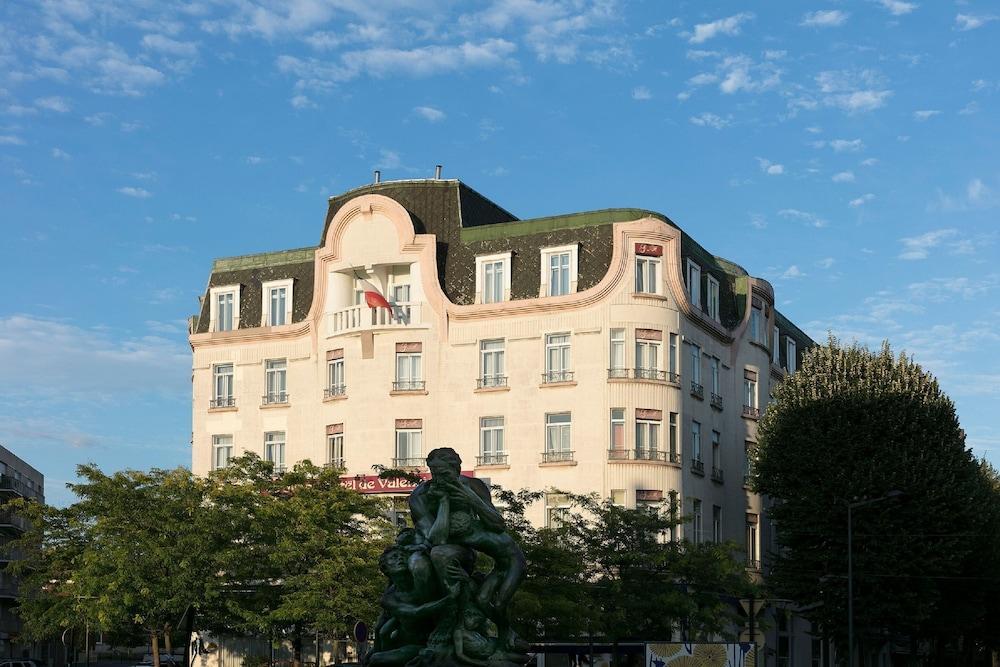Le Grand Hotel Valenciennes Extérieur photo